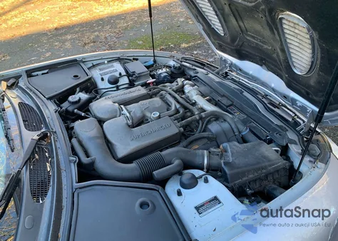 2001 Jaguar Xkr z USA, uszkodzony, nr VIN SAJDA41B11PA18414